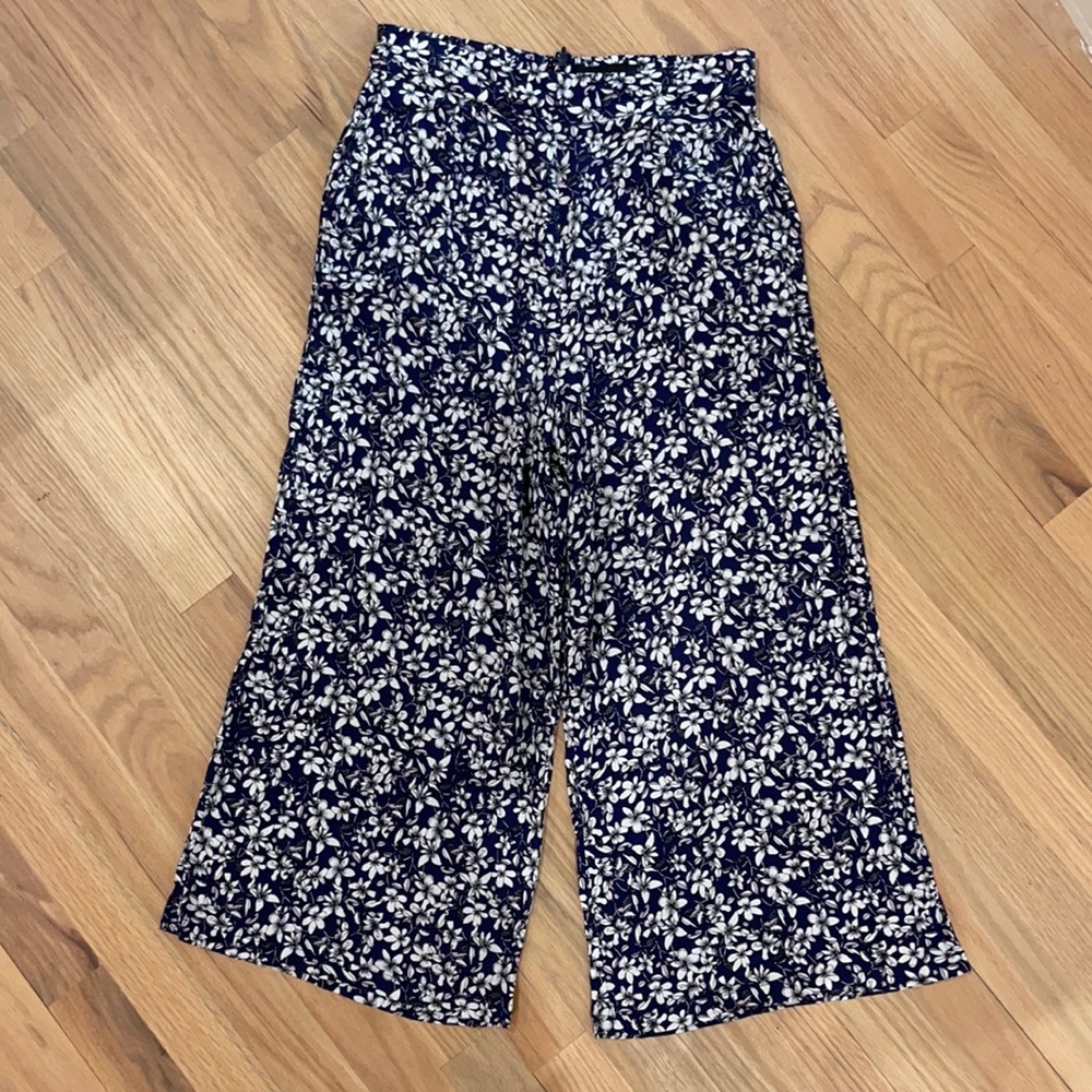 Mink pink, size extra small, flowy pant.